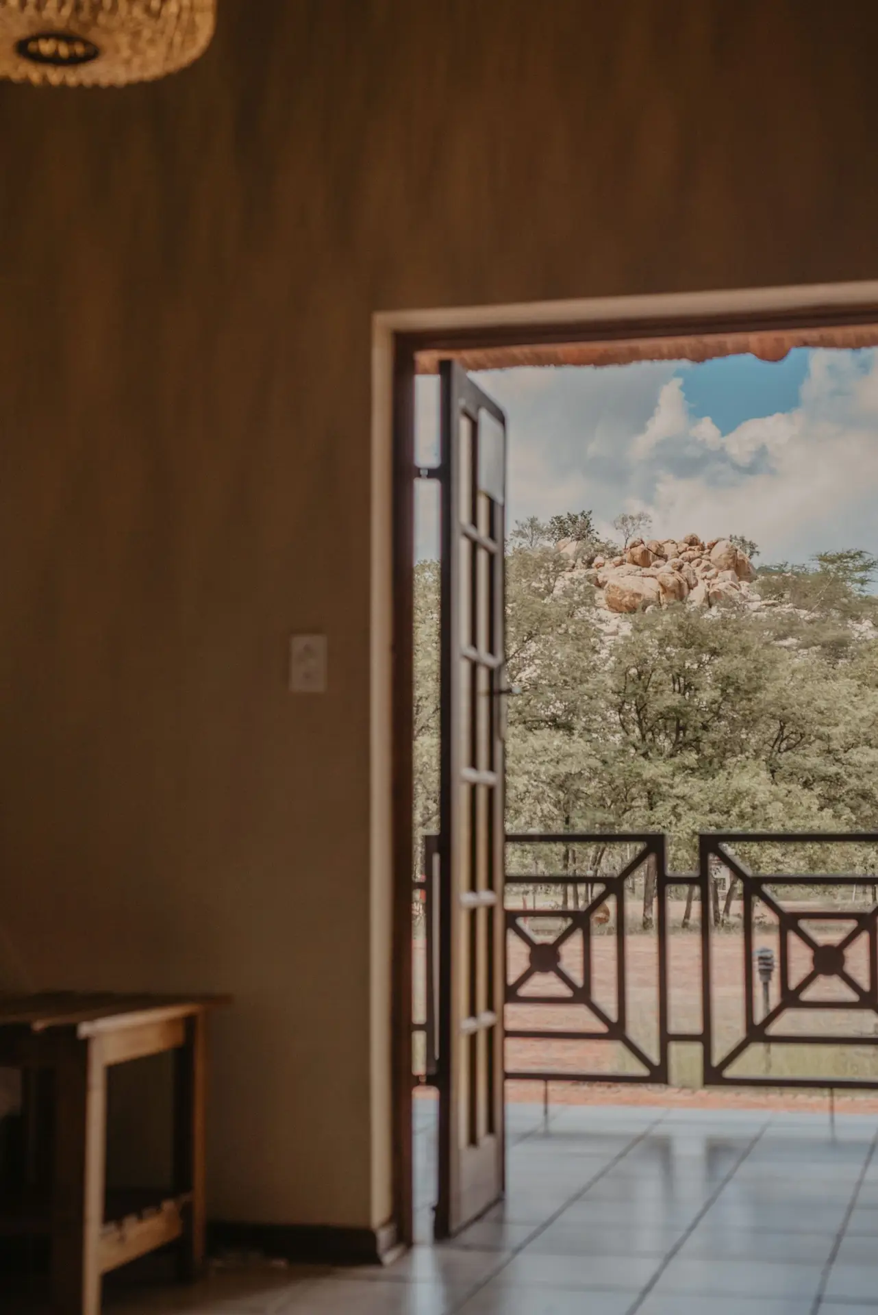 dongola room interior